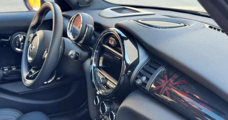 MINI Cooper S cena 84700 przebieg: 56916, rok produkcji 2018 z Myszyniec małe 781